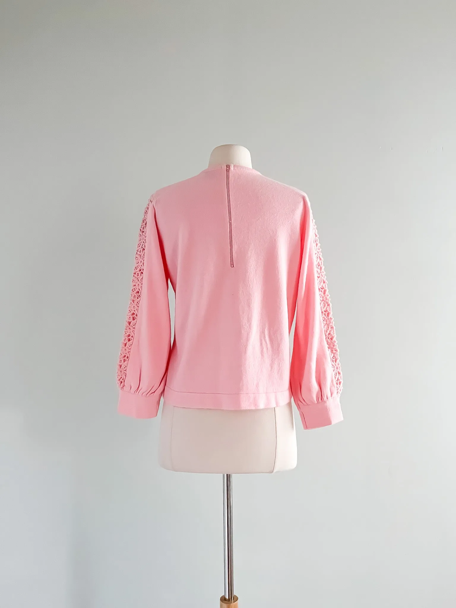 Baby Pink 1960's Full Fashioned Sweater / Medium