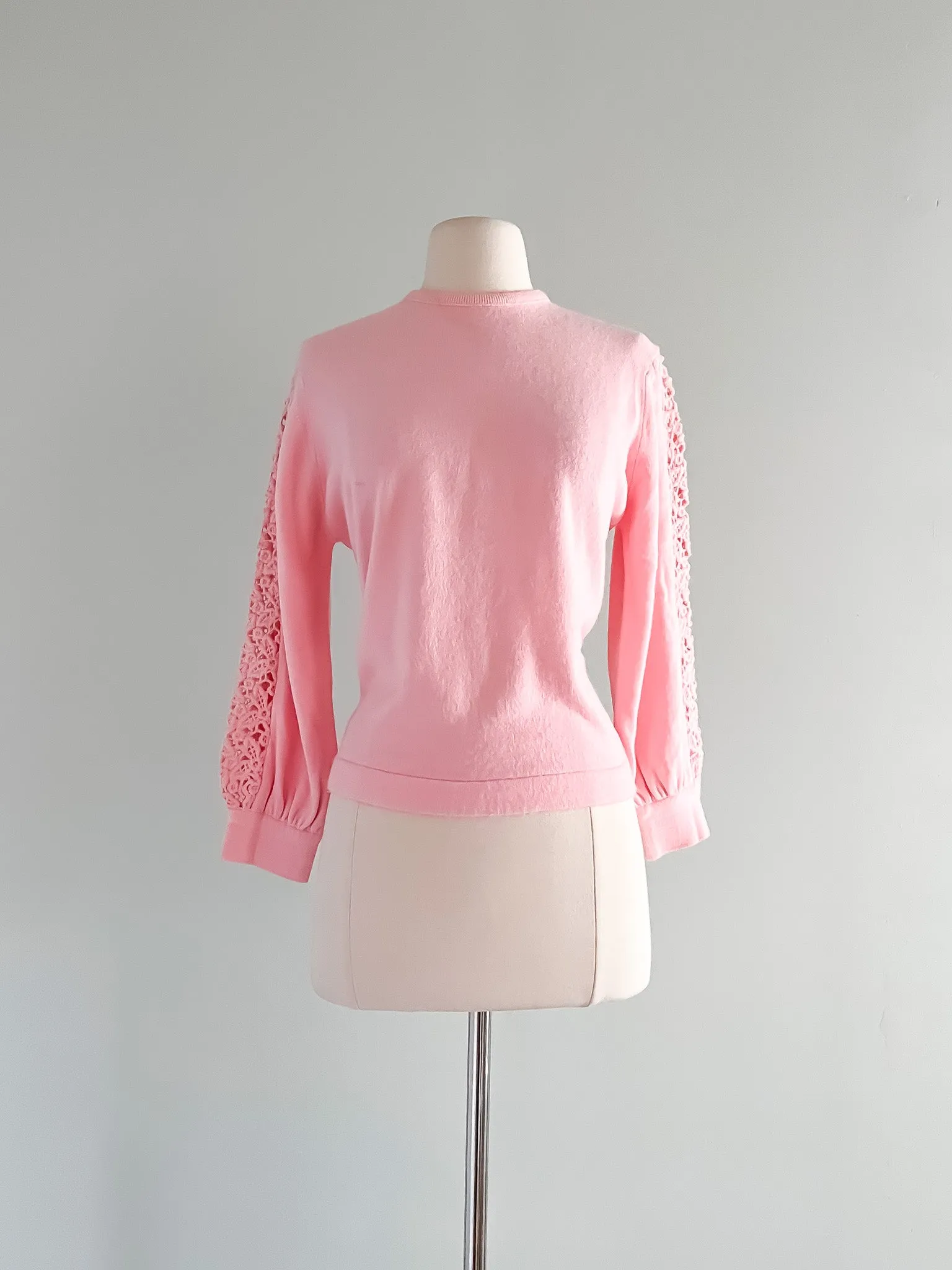 Baby Pink 1960's Full Fashioned Sweater / Medium