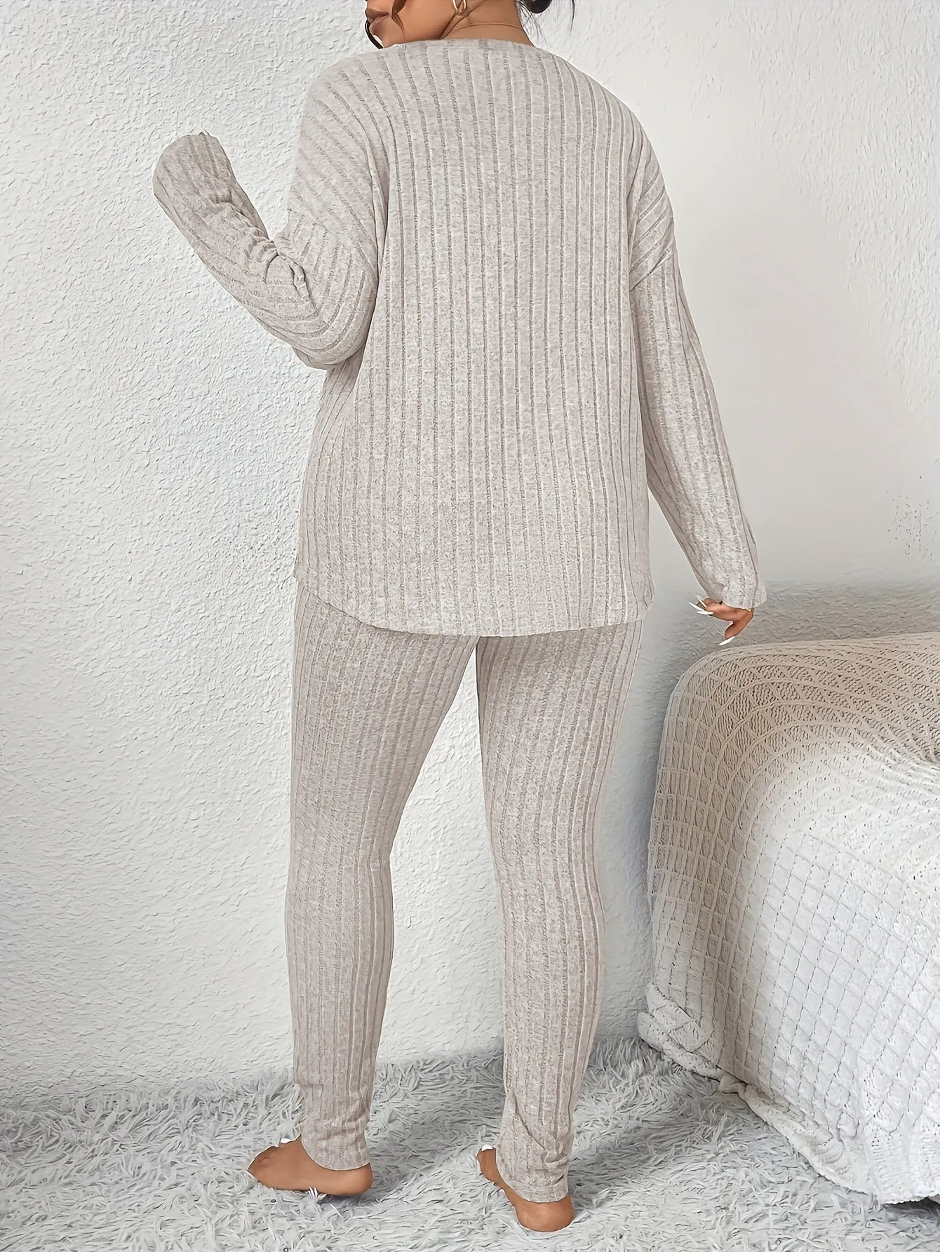 Effortless Elegance in Plus Size - Solid Long Sleeve Round Neck Ribbed Knit Top & Leggings Outfit Duo