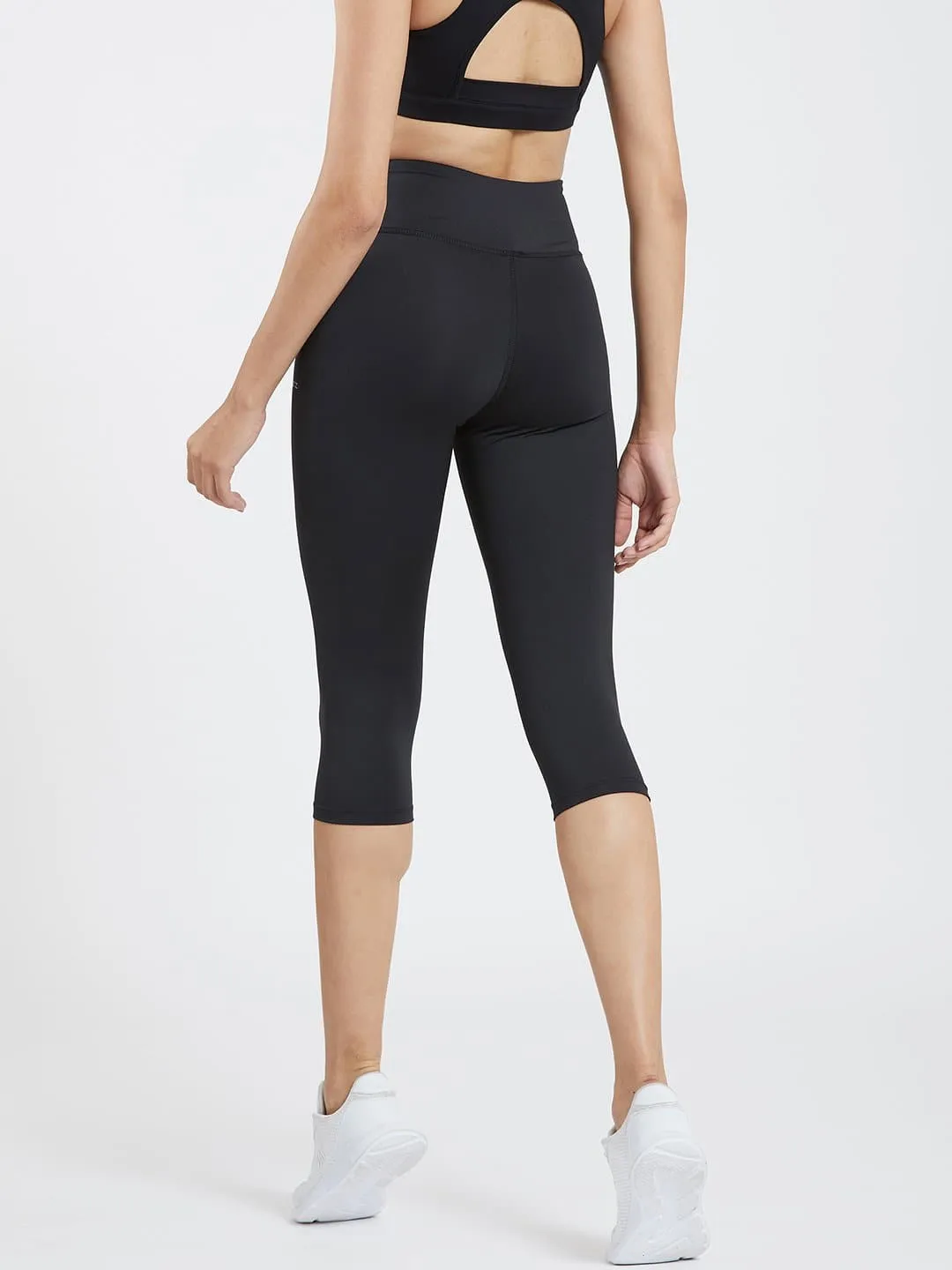 Essential Black Active Capri Leggings