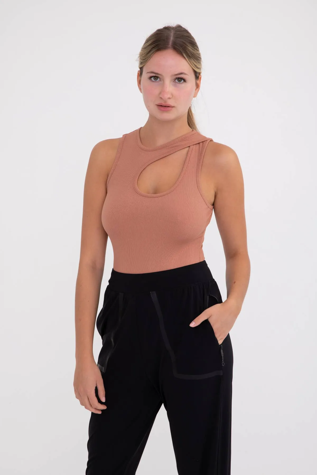 Keyhole Cut-Out Sleeveless Bodysuit