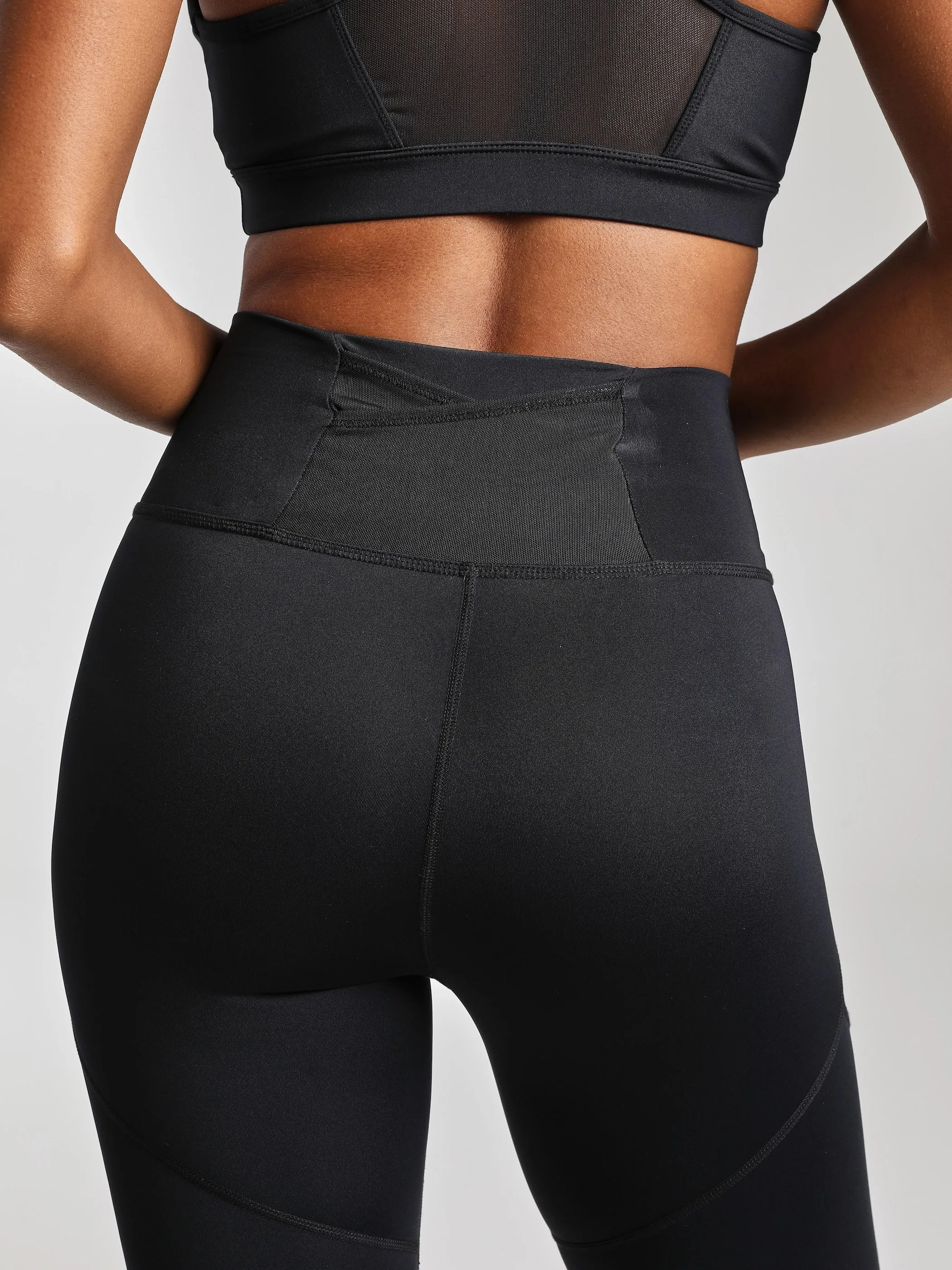 Mesh Panel Legging