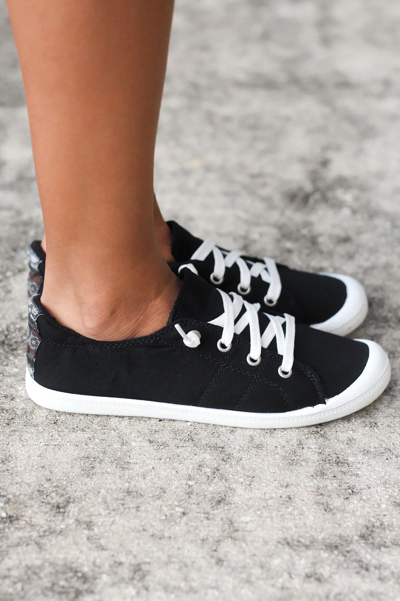 Rae Black Sneakers