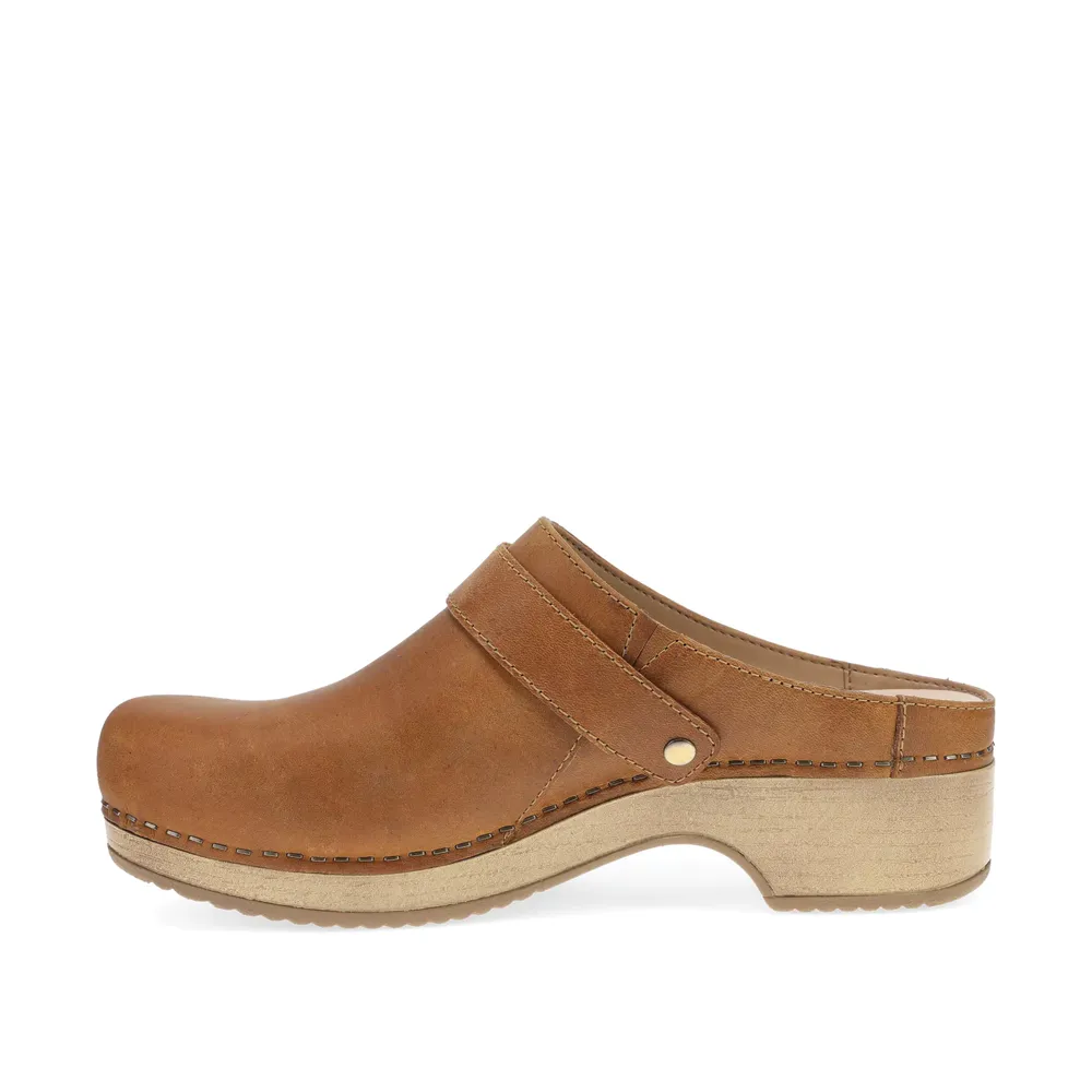 Women's Dansko Baylor Mule Color: Tan Oiled