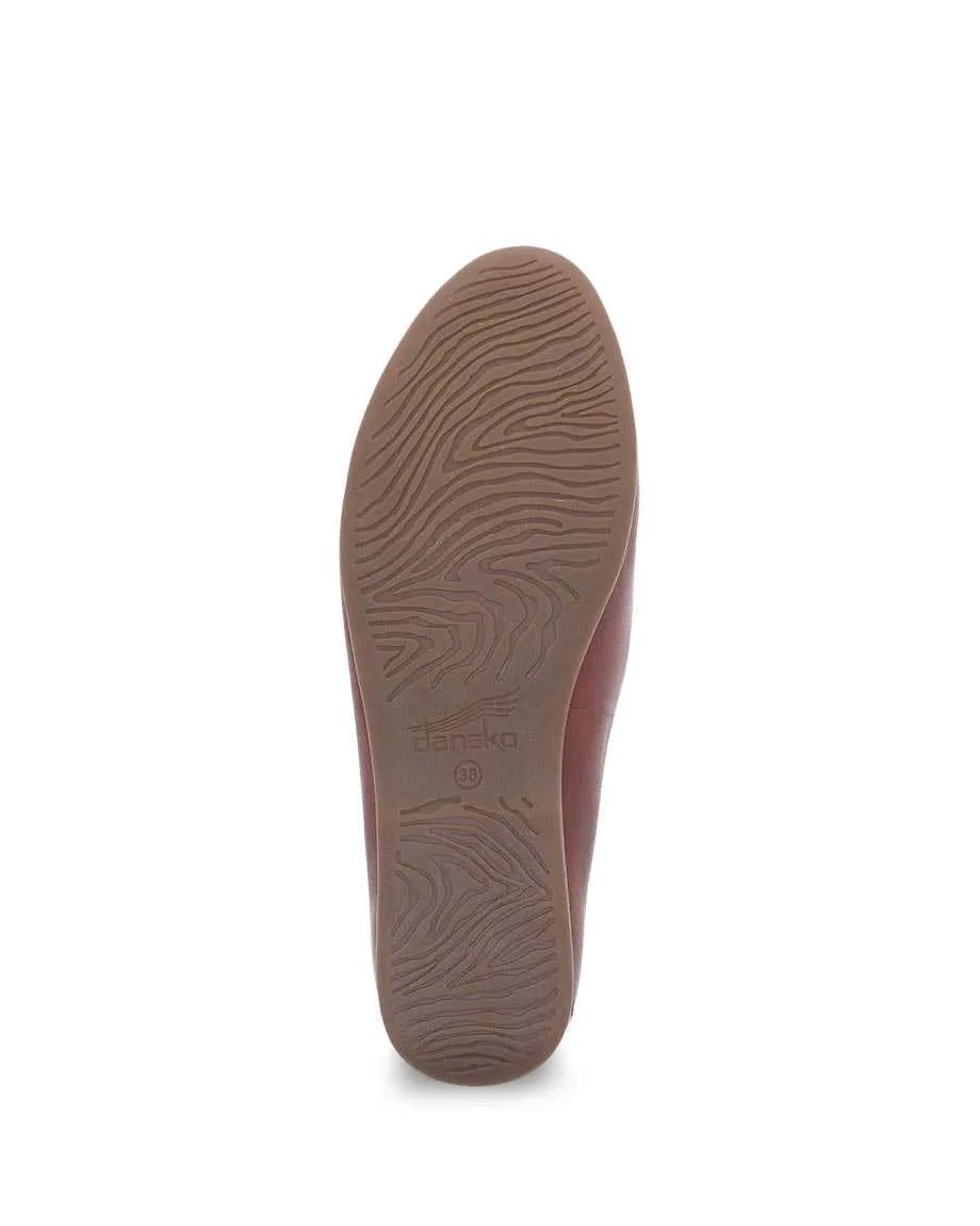 Women's Dansko Lexie Color: Saddle