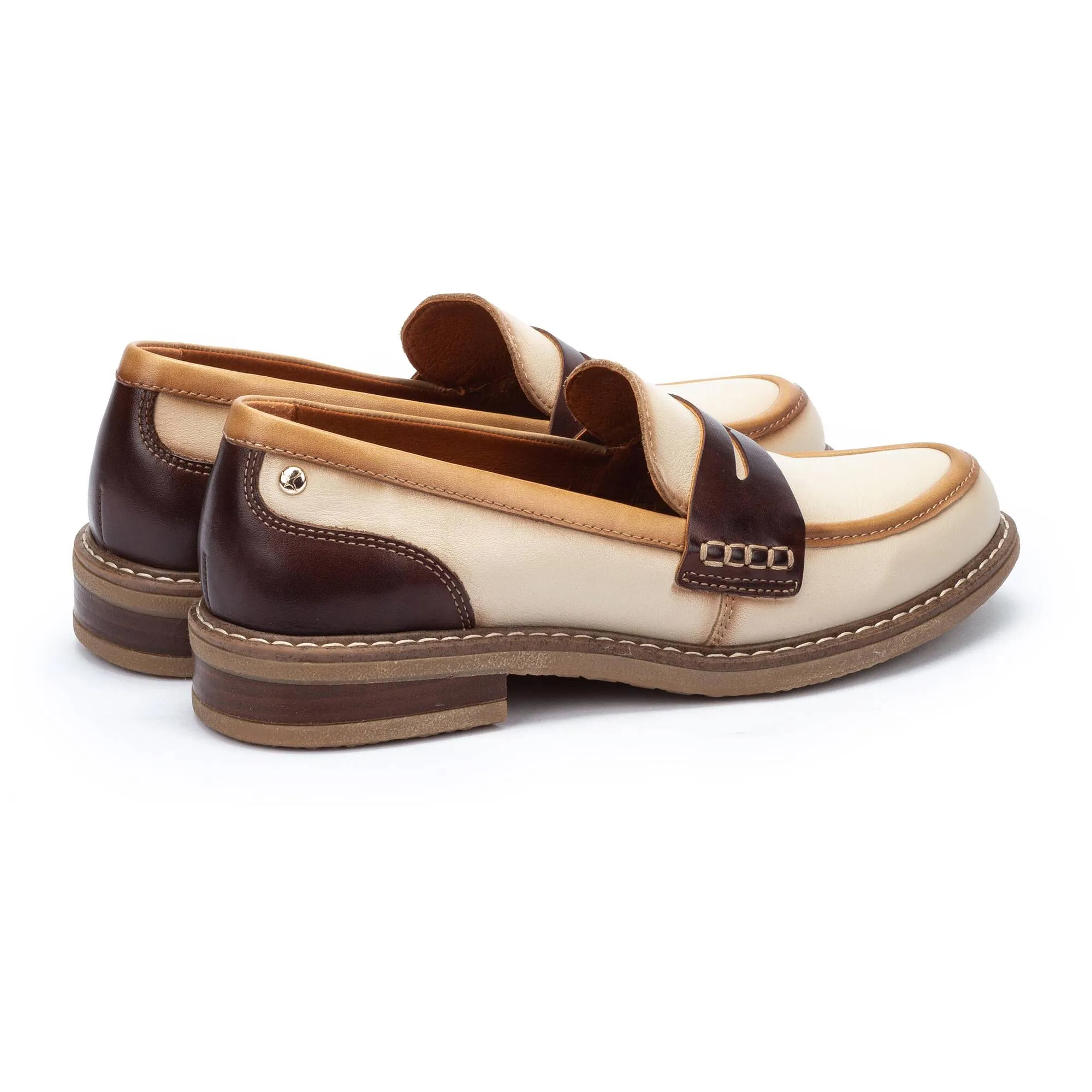 Women's Pikolinos Aldaya Loafers Color: Marfil